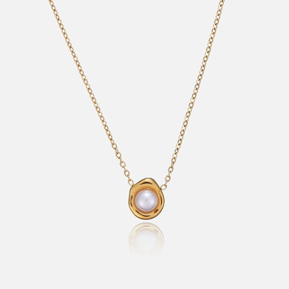 Isa Necklace