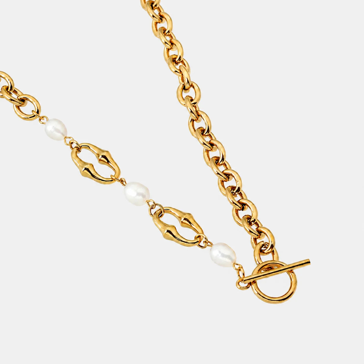 Aveline Necklace