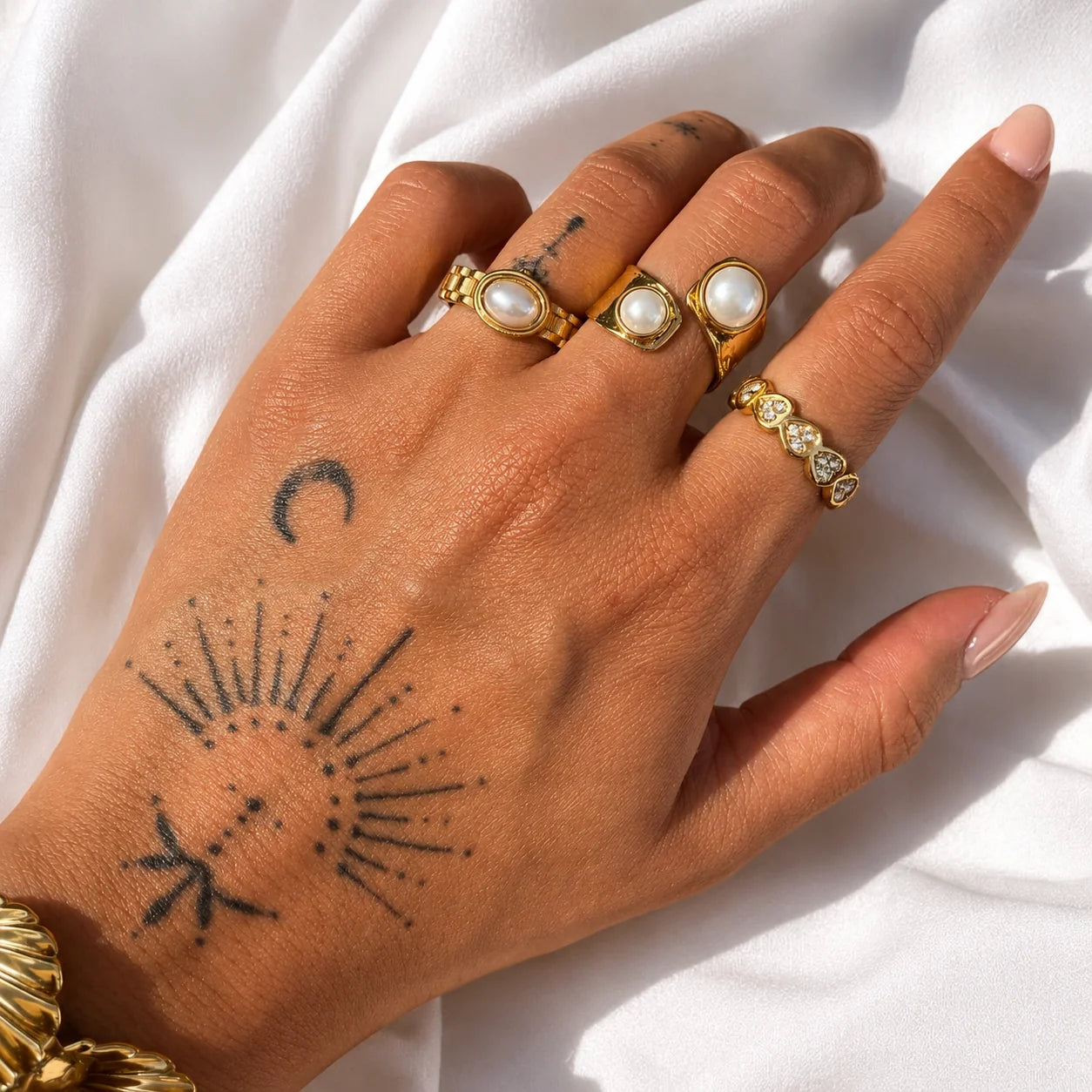 Amara Ring